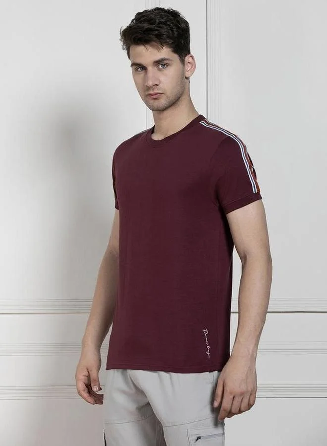 Dennis Lingo Dennis lingo Men Maroon Slim Fit Crew Neck T-Shirt