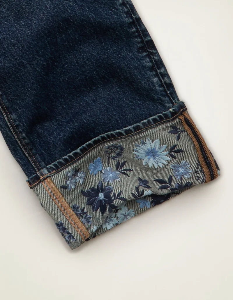 American Eagle  AE High-Waisted Stovepipe Jean for Women | Best Price UAE