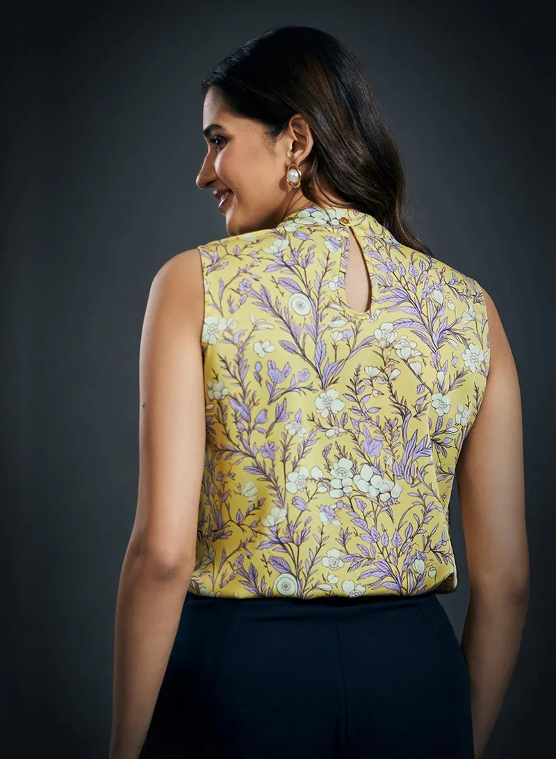 Zigzag Sleeveless Printed Satin Top-Yellow Print