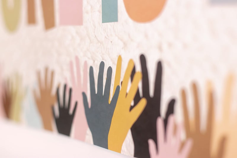 Teacher Created Resources Everyone is Welcome Helping Hands Banner (TCR7131) - Image 3