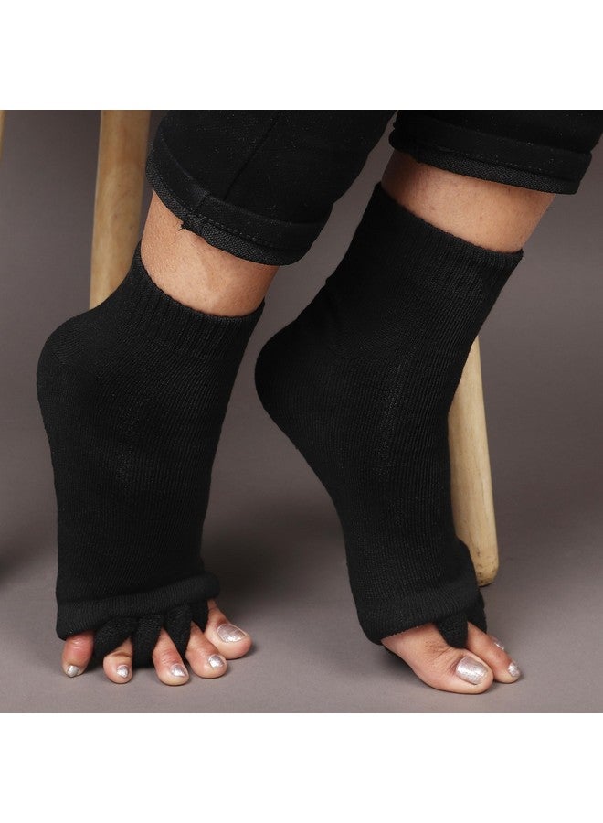 AEGON جوارب أيجون لتقويم القدمين قطن | فاصل أصابع 5 | لتخفيف آلام القدم | مصحح بونيون | هالوكس فالغوس | التهاب اللفافة الأخمصية | 1 زوج (أسود) - Image 3