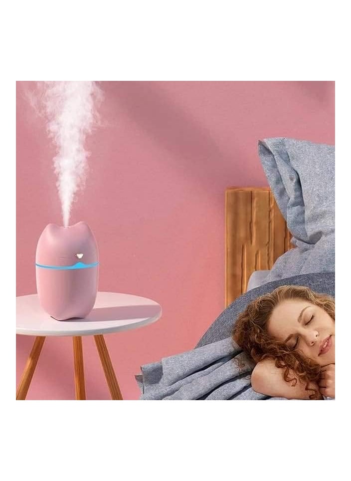 Small Panda diffuser, air humidifier and air freshener used in the car and in a library via USB 220 ml