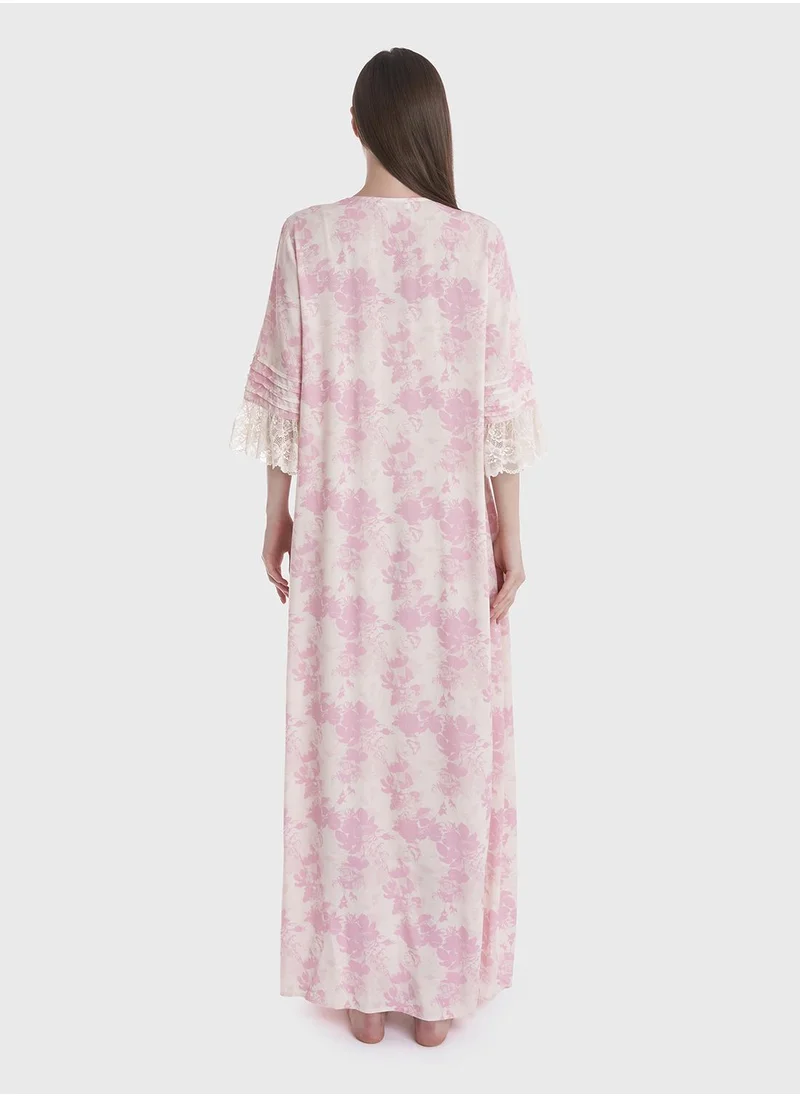 كشخة Floral Printed Dress with Lace Details