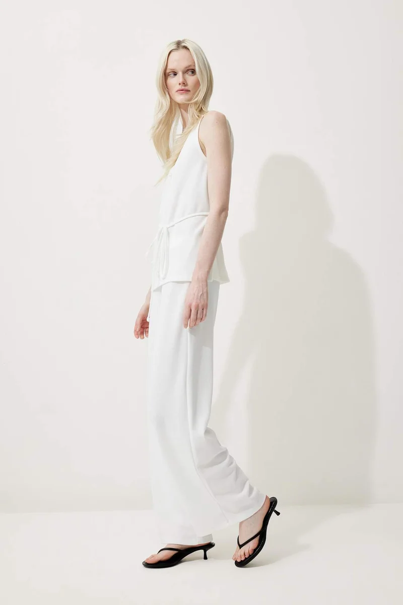 ديفاكتو Wide Leg Basic Trousers