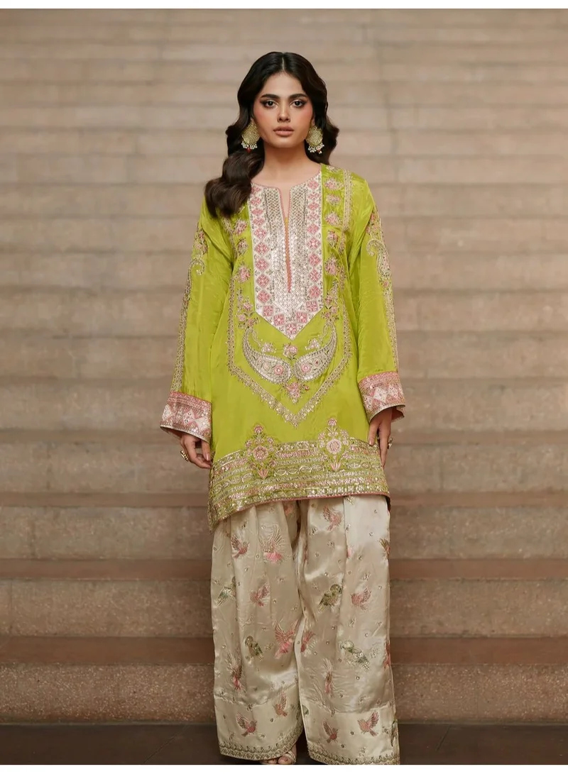 Bazm Luxury Couture Embroidered 2-Piece Suit for Women