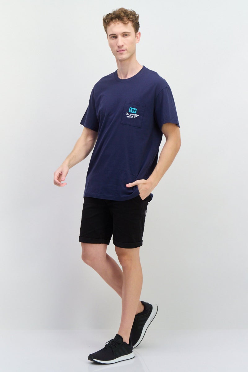LEE تي شيرت رجالي بأكمام قصيرة وطوق دائري بطباعة جرافيك، أزرق داكن - Image 3