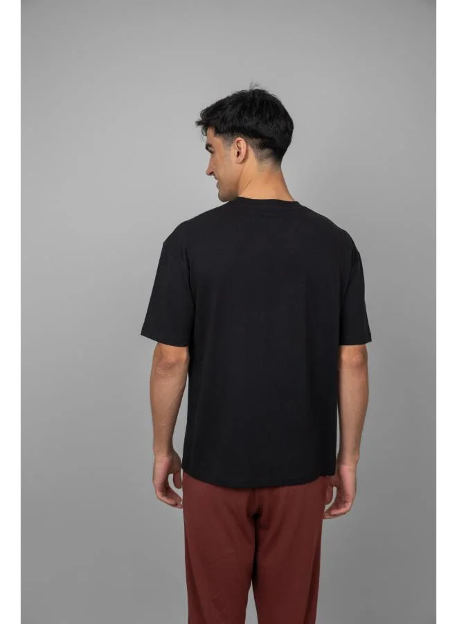 نسيسيرا Black Men's Oversized Tee