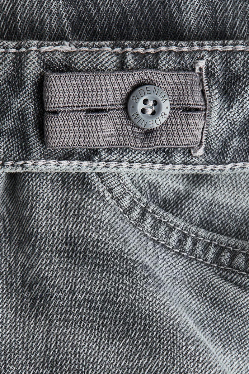 اتش اند ام جينز بقصّة فضفاضة وساق بووت كت