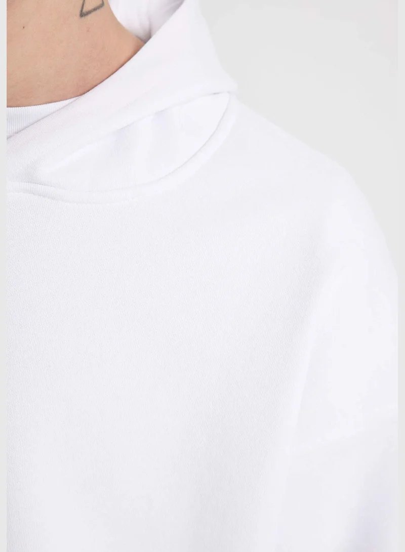 ديفاكتو Man Oversize Fit Hooded Long Sleeve Knitted Sweatshirt