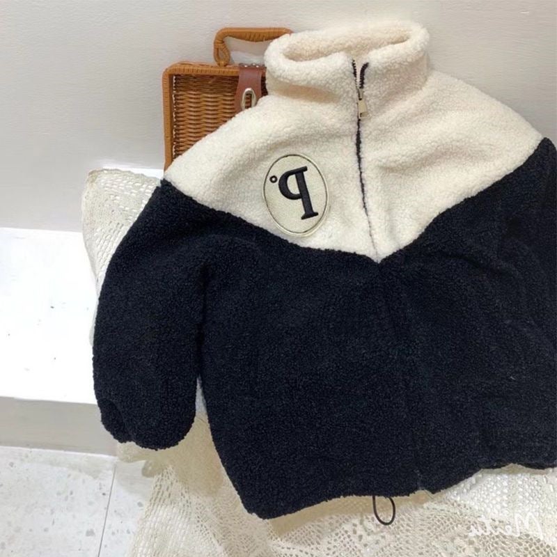 Boys Coat 2024 Winter New Childrens fleece-lined Korean Loose Thickened Warm Fashionable Top for Boys and Girls Black plus velvet and thickening 