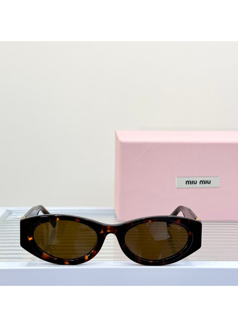 مياو مياو نظارة شمسية MIU MIU للسيدات SMU11W المقاس: 54-21-135 مم  - Image 1