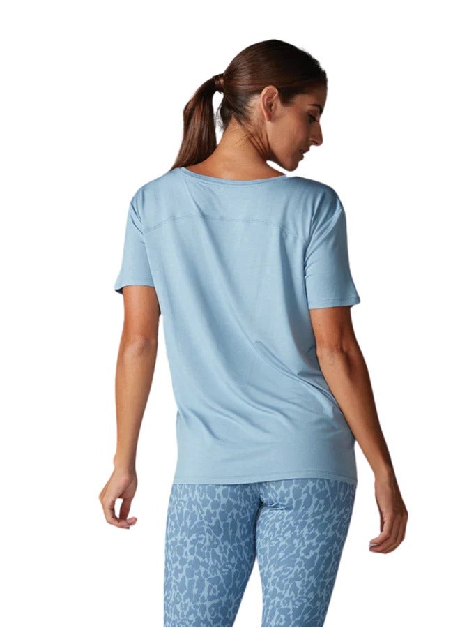 Tavi Everyday V-Neck Tee Sky - Image 2