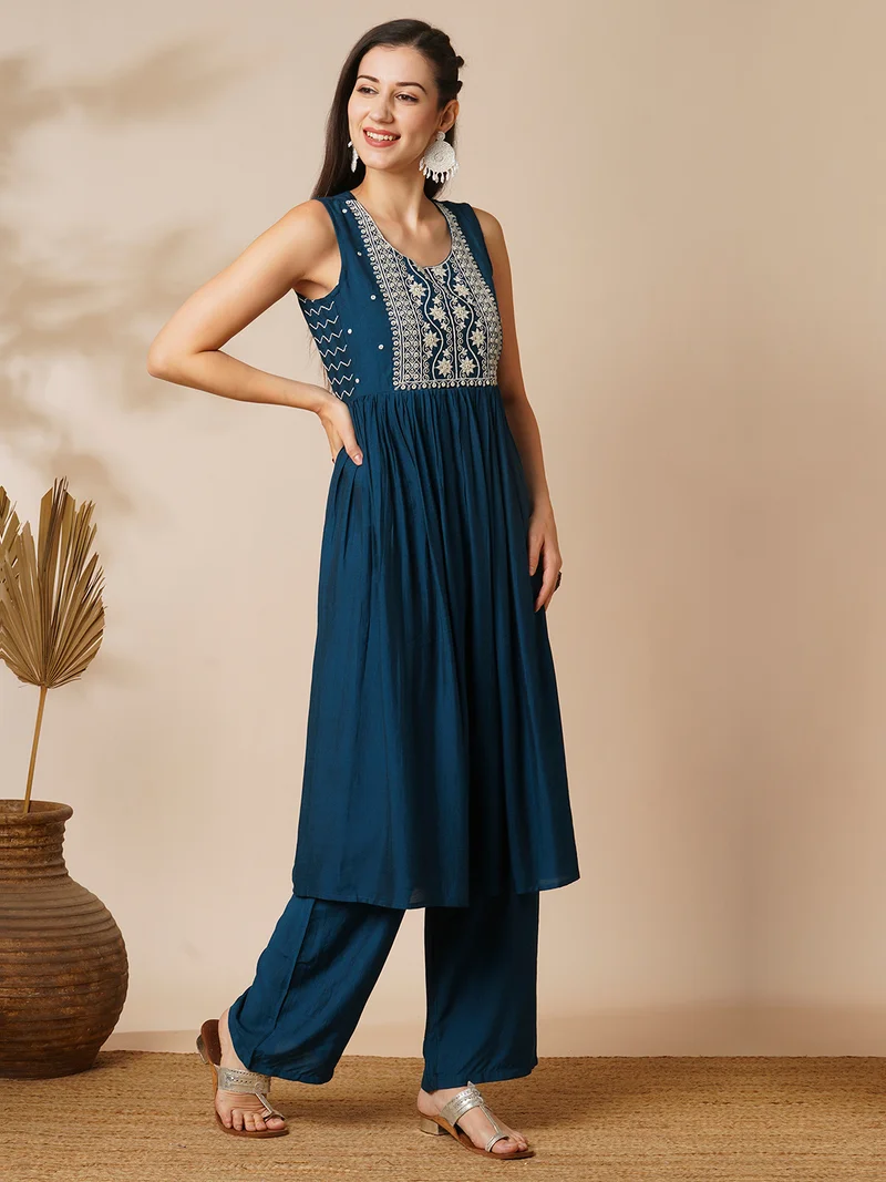 globus Women Floral Embroidered Sleeveless Pleated A-Line Kurta With Trouser