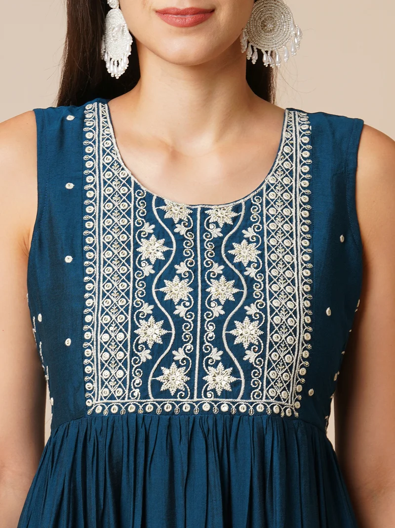 globus Women Floral Embroidered Sleeveless Pleated A-Line Kurta With Trouser