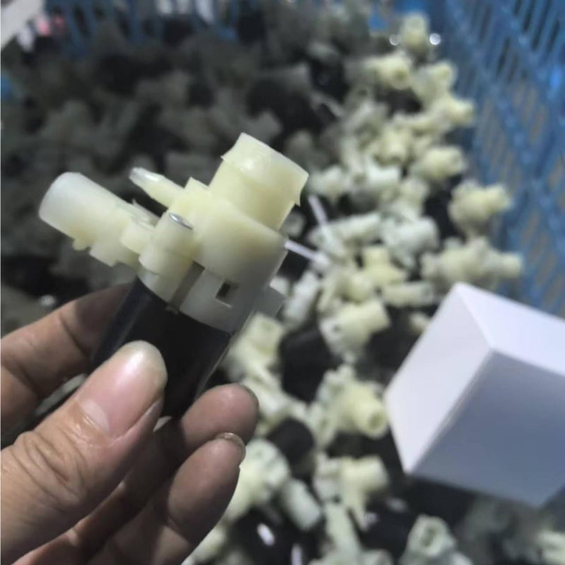 T4695001 Electric Windshield Wiper Washer Fluid Pump For Car Bus Truck - Image 4