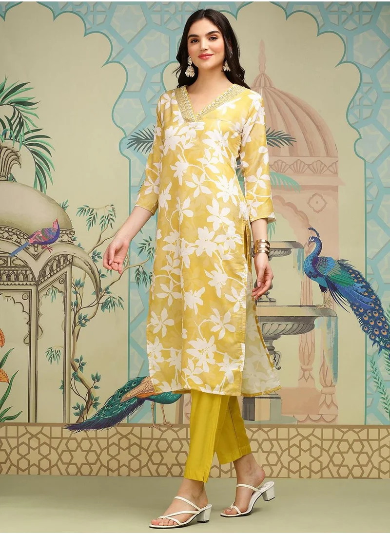 آي شين Mustard Kurta Set Straight Fit 3/4 Sleeve Sleeve made from Roman silk featuring Self Design design and Round Neck neckline - Perfect for Ethinic!