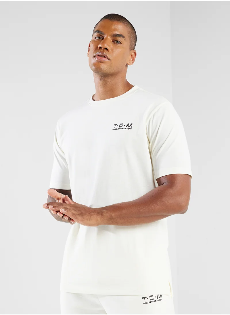 ذا جيفينج موفمنت Regular Fitted T-Shirt