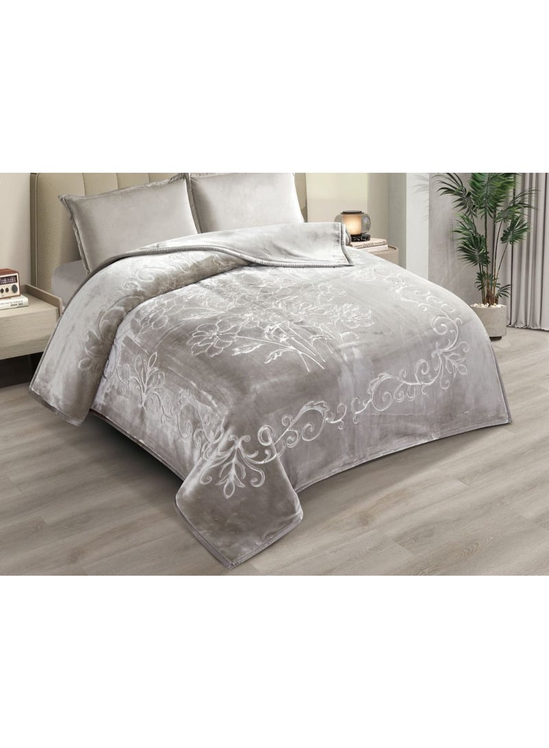 شي ديو ديو بطانية نفرين  طابقين وجهه محفور وجهه ساده بملمس فائق النعومه مقاس كنج 220*240سم - اختر وزن البطانية