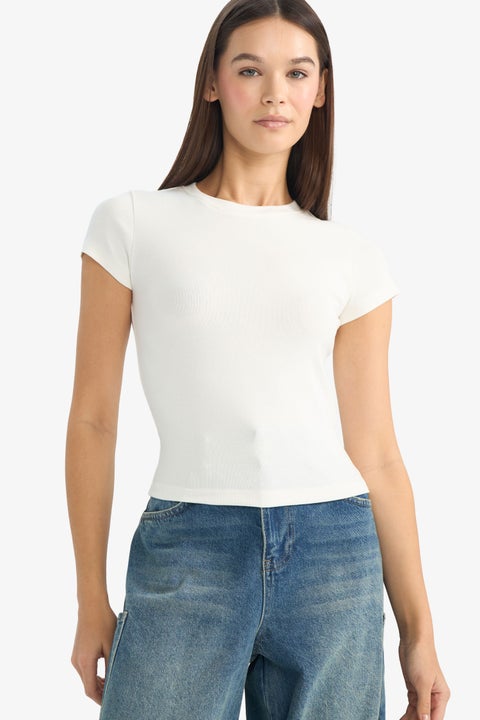 White Woman Slim Fit Crew Neck Ribbed Short Sleeve T-Shirt Casual