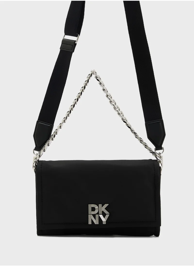 دكني Logo Toby Bucket Crossbody