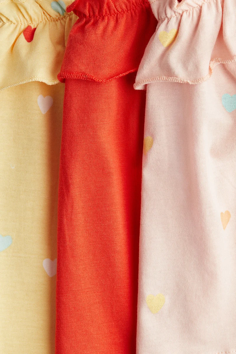 اتش اند ام بلوزات بشرائط كتف وتفاصيل مكشكشة - عبوة من 3 قطع