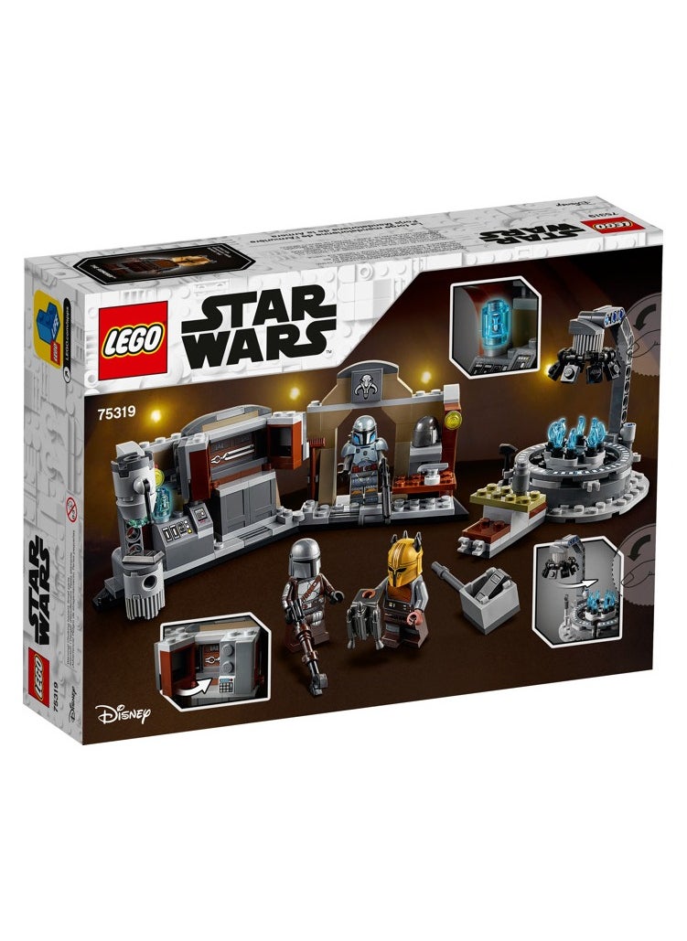 LEGO - LEGO The Armorer's Mandalorian Forge Set 75319 - Image 1