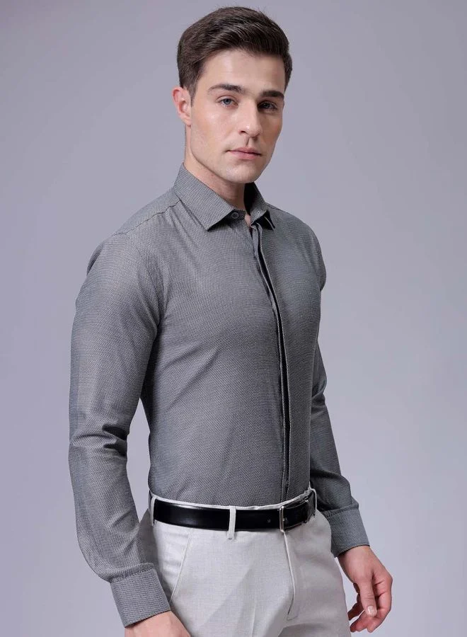 شركة المرآب الهندية Men Slim Fit Solid Full Sleeves Cutaway Collar Formal Shirt