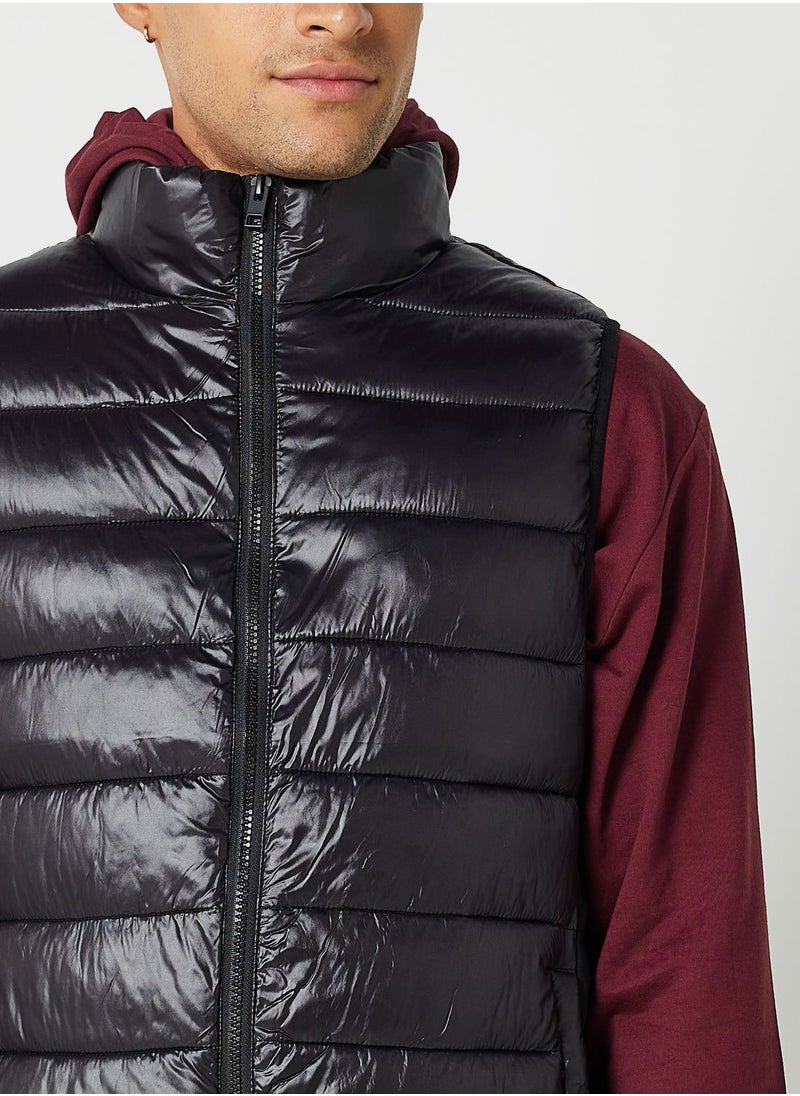 Essential puffer vest