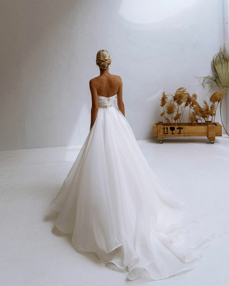 Strapless Light Wedding Dress 2025 French New Style Small Temperament Simple Temperament Travel Tail Plus Size - Image 5