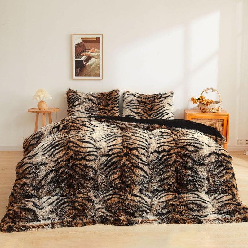 XeGe Tiger Print Fluffy Faux Fur Duvet Cover Set 3 Pieces Soft Plush Shaggy Fuzzy Bedding Set1 Farmhouse Comforter Cover  2 Furry Pillow Cases Zipper ClosureQueen Tiger Print Brown