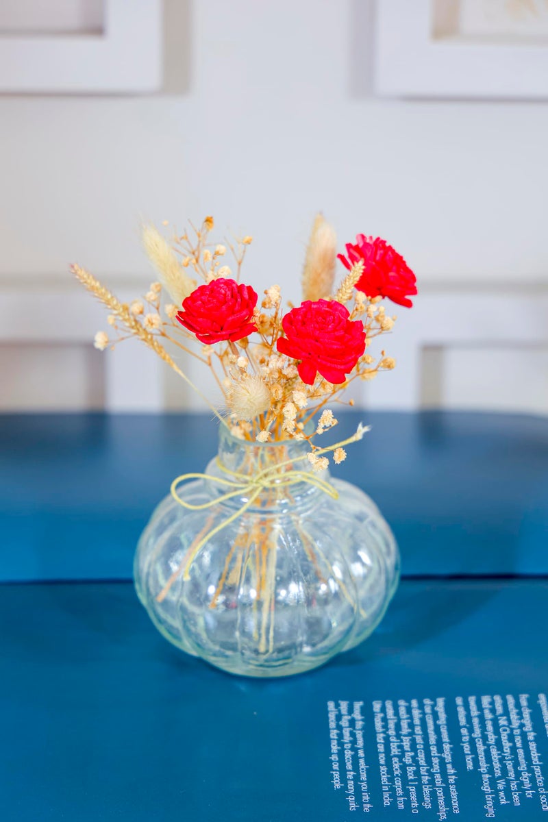 Arte Casa Arte Casa Heartfelt Blossom Gift Box | Elegant Gift Box Contains 2 Heartbeat Mug Mini Glass vase, Dried Flower Bunch & Card | Gift Box Perfect for Birthday, Anniversary & Special Occasions (White) - Image 2