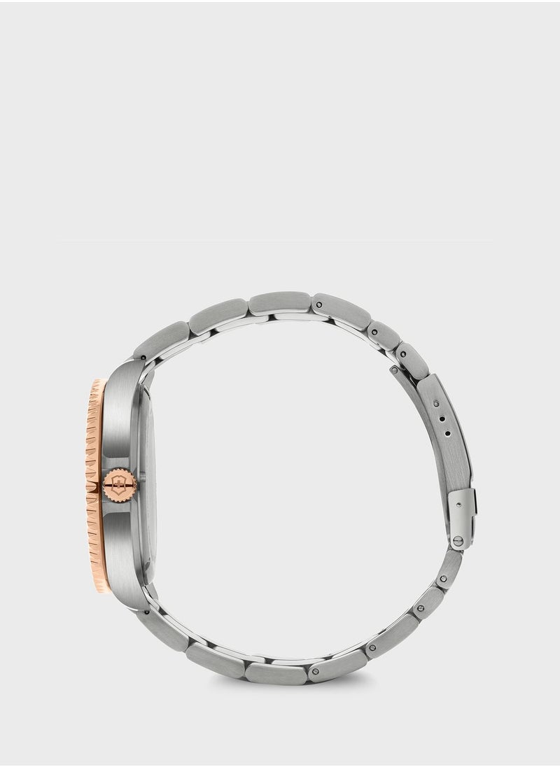 Victorinox - Maverick Analog Watch - Image 1