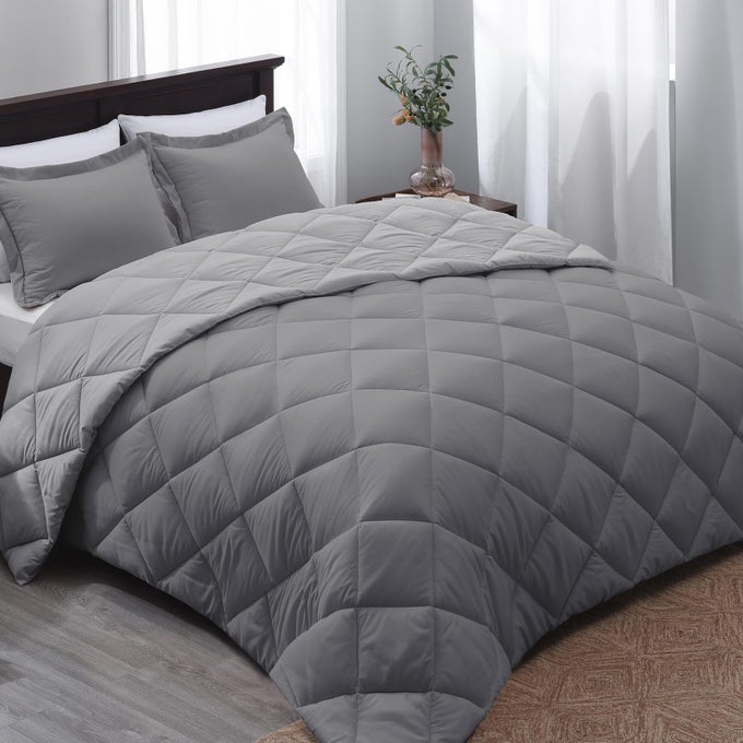 BEYOND QUEEN COMFORTER SET GREYCHARCOAL REVERSIBLE QUEEN SET FOR ALL SEASONS 1 COMFORTER 2 PILLOW SHAMS