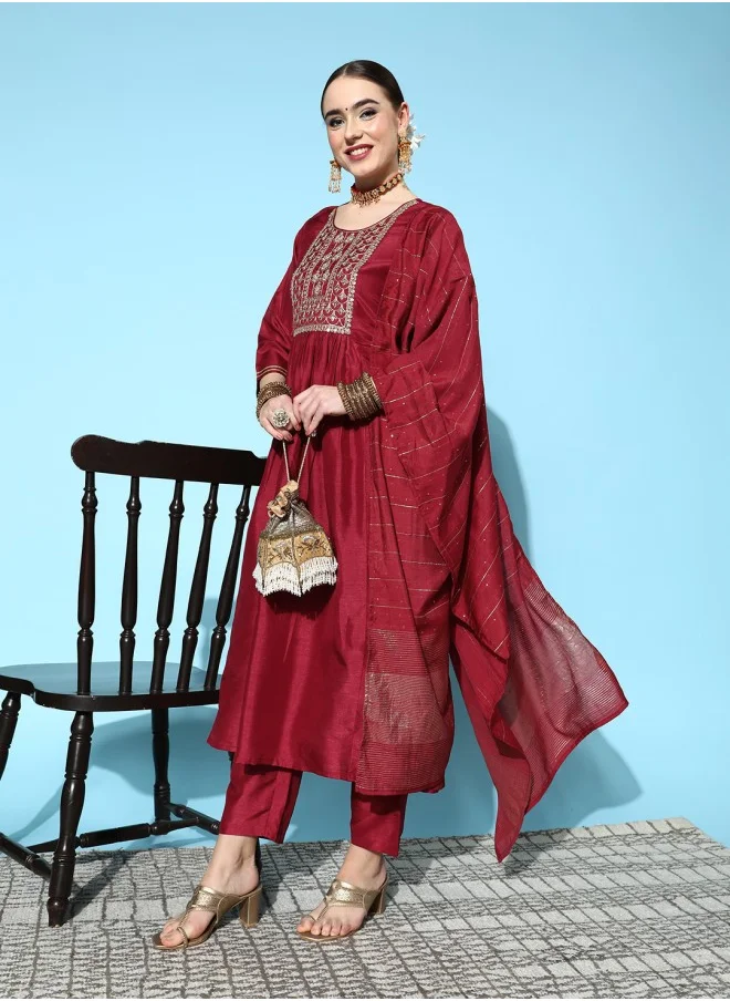 ISHIN A-Line Fit Yoke Design Pattern Round Neck Three-Quarter Sleeves Maroon Colour Woven Cotton Kurta Set for Women with Semi Elastic Closure - Elevate Your Fashion Game