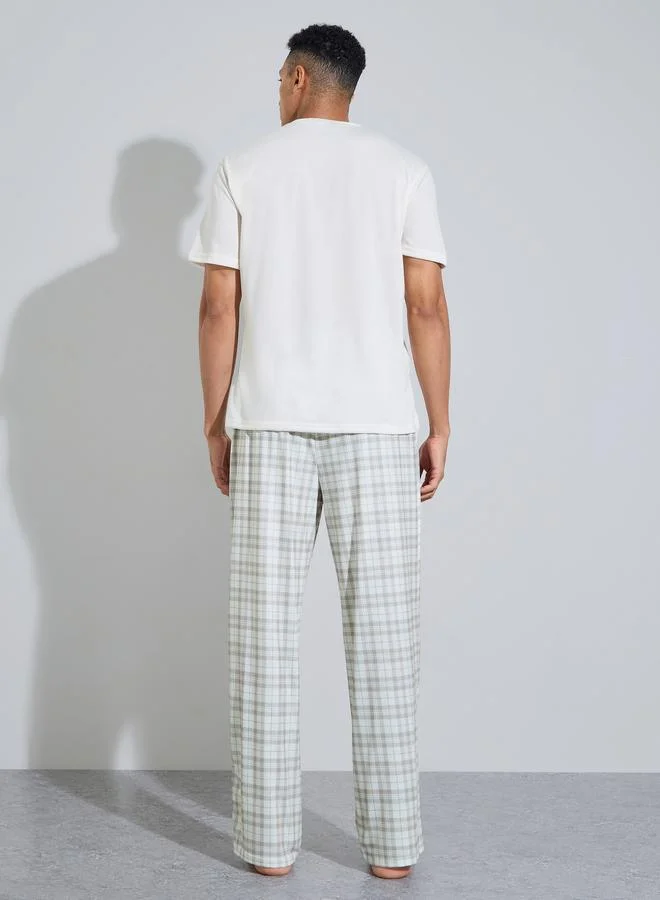 Styli  Cream Solid Short Sleeves T-Shirt and Checked Straight Leg Pants Pyjama Set for Men | Best Price UAE