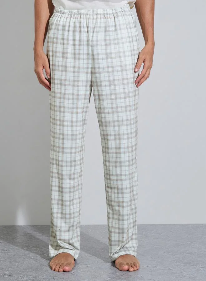 Styli  Cream Solid Short Sleeves T-Shirt and Checked Straight Leg Pants Pyjama Set for Men | Best Price UAE