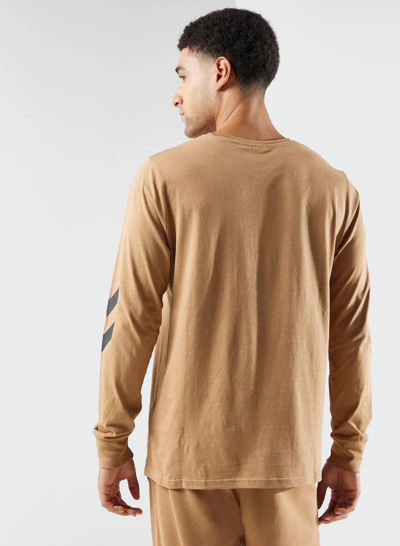 Hummel Legacy Logo T-Shirt