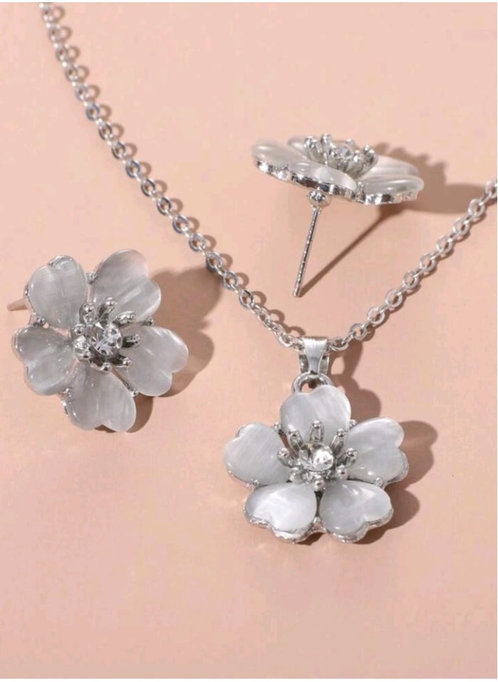 Jewelry For Life - Luxury Jewellery Set For  Women Inlaid With Zirconia - Image 1