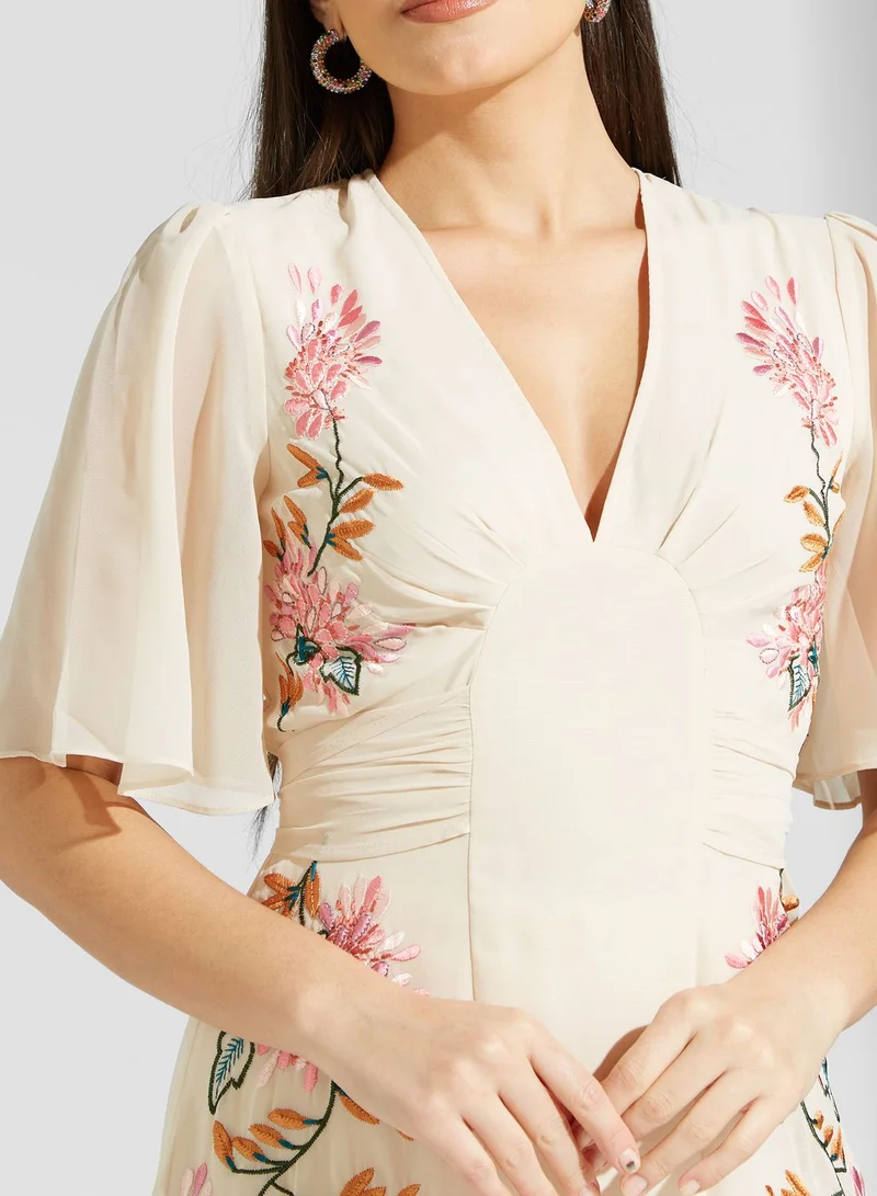 Hope & Ivy Embroidered Belted Tiered Dress