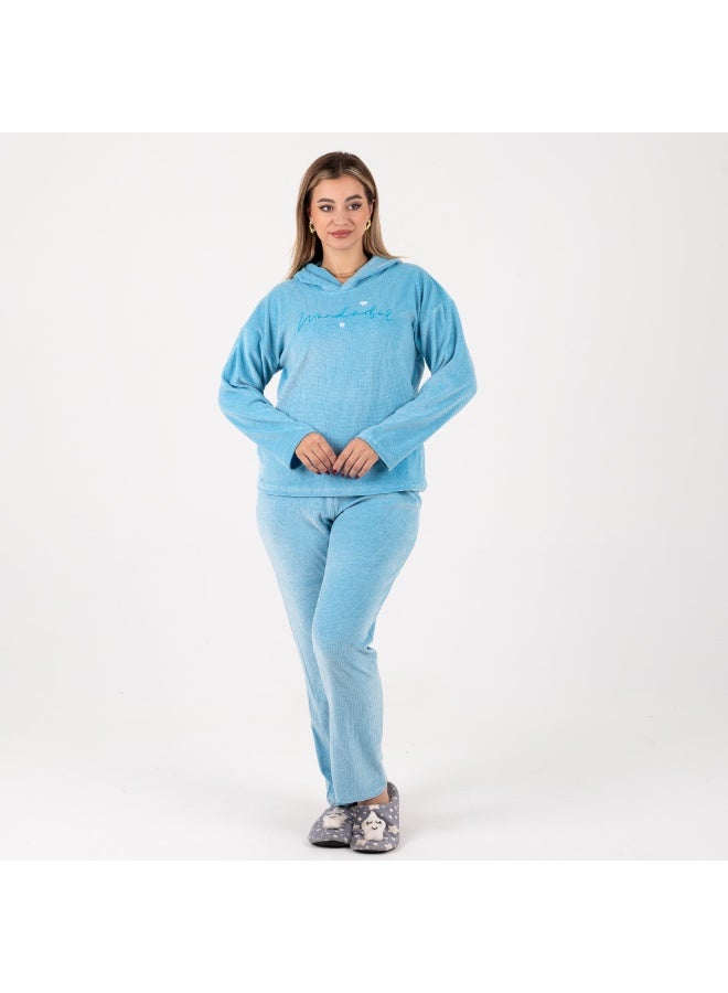 زيكوتكس  بيچامة نسائية شتوية من قطيفة ناعمة مطرزة – لون أزرق سماوي - Image 2