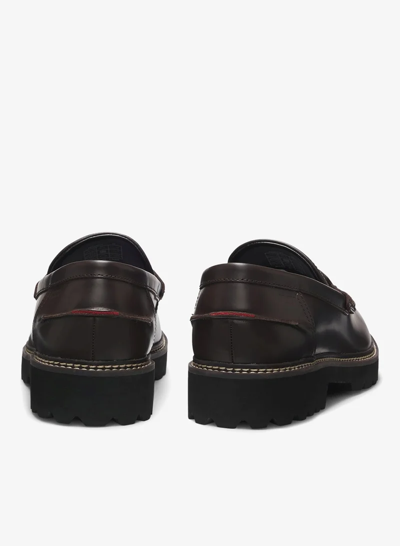 هوجو أحذية لوفرز جلد بنعل خارجي مدبب