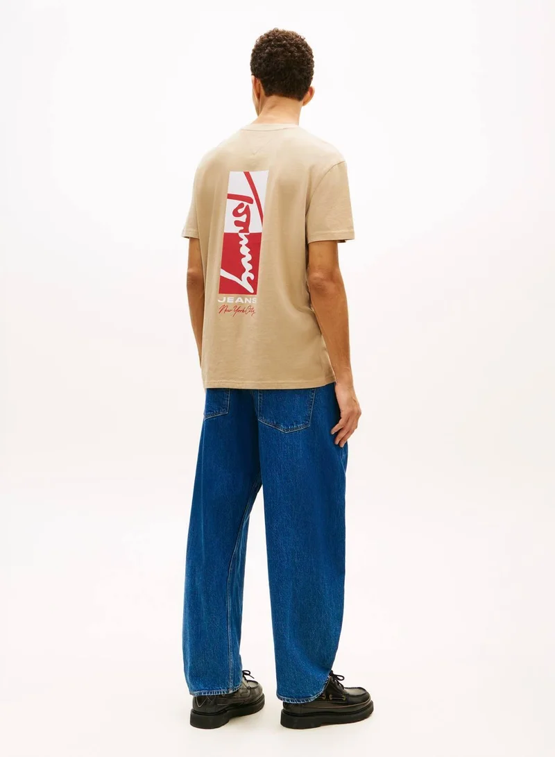 TOMMY JEANS Gentle Gold Signature Logo Embroidery Crew Neck T-Shirt for Men | Best Price UAE