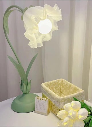 Minimalistic Flower Lamp with  Push Button - pzsku/ZFEFC503C017B8C7CB71EZ/45/_/1702296278/51fdf0cf-8f43-4f0c-bf84-3736c02f5dfa