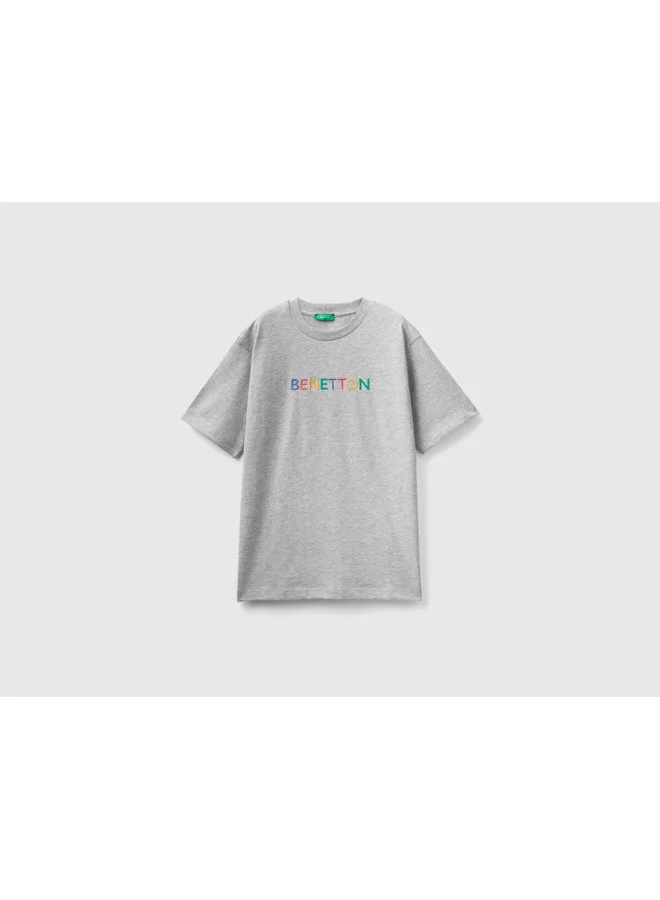 يونايتد كولورز أوف بينتيون T-Shirt With Embroidered Logo