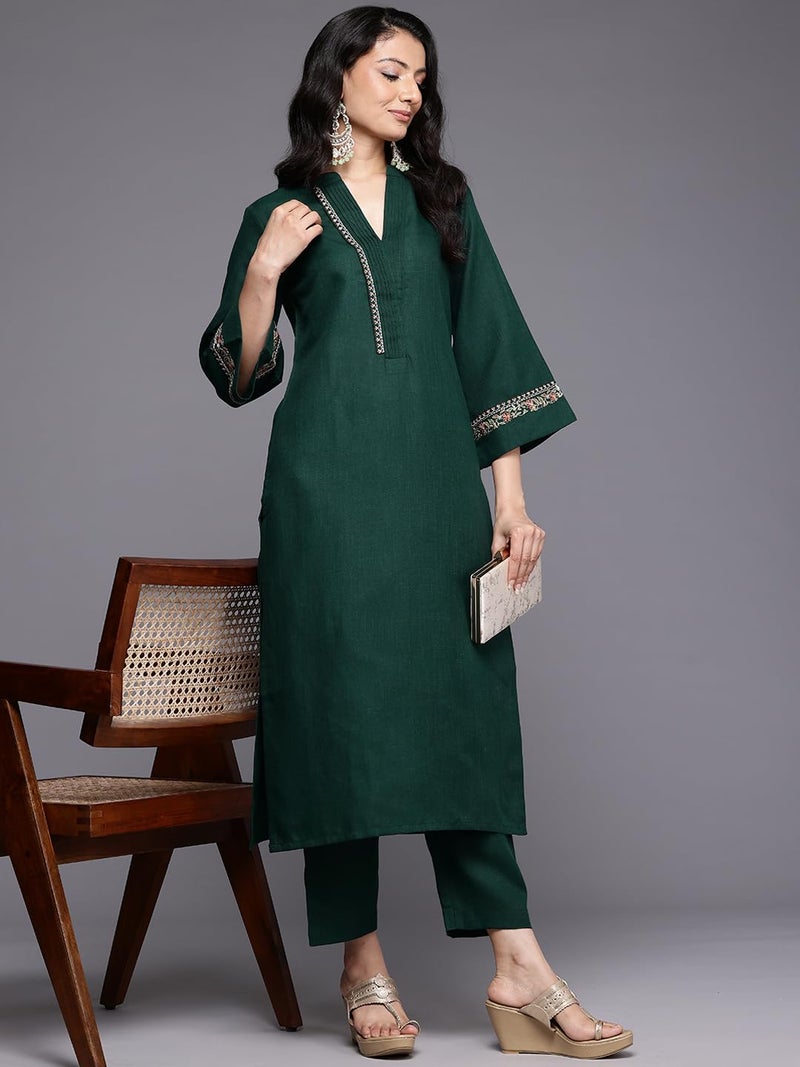 Varanga Women's Green Mandarin Collar Thread Embroidered With Pleate Deatialing Kurta Paired With Bottom - Image 5