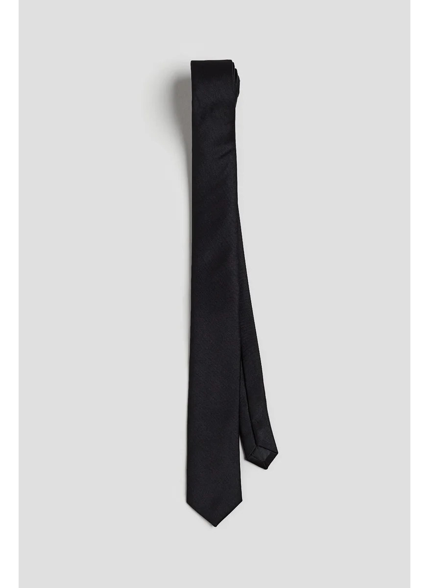 اتش اند ام Tie