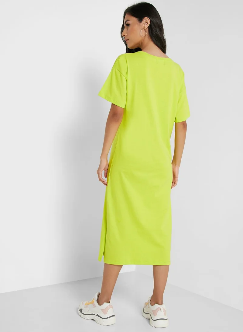 Ginger Basics Relaxed V-Neck Midi Dress
