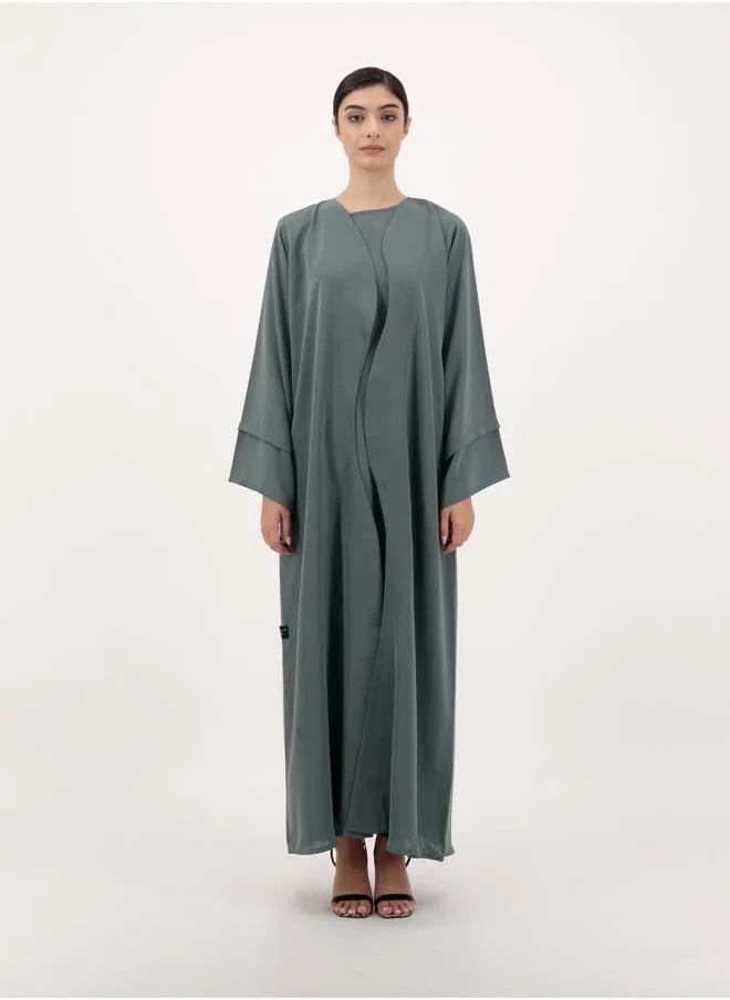 Meem by Mariyah Front open abaya with inner