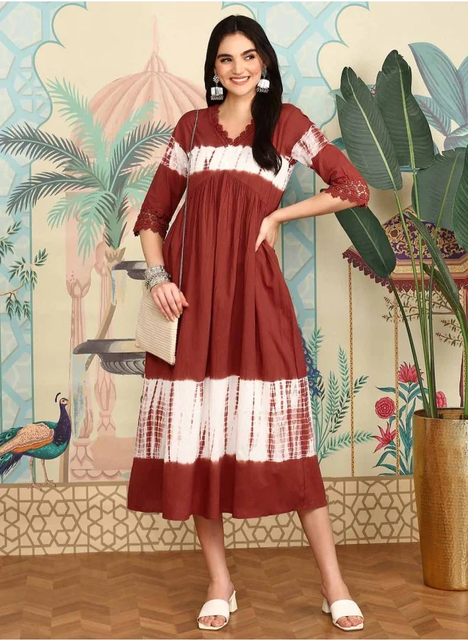 آي شين Geometric Printed V-Neck Cotton Anarkali Kurta