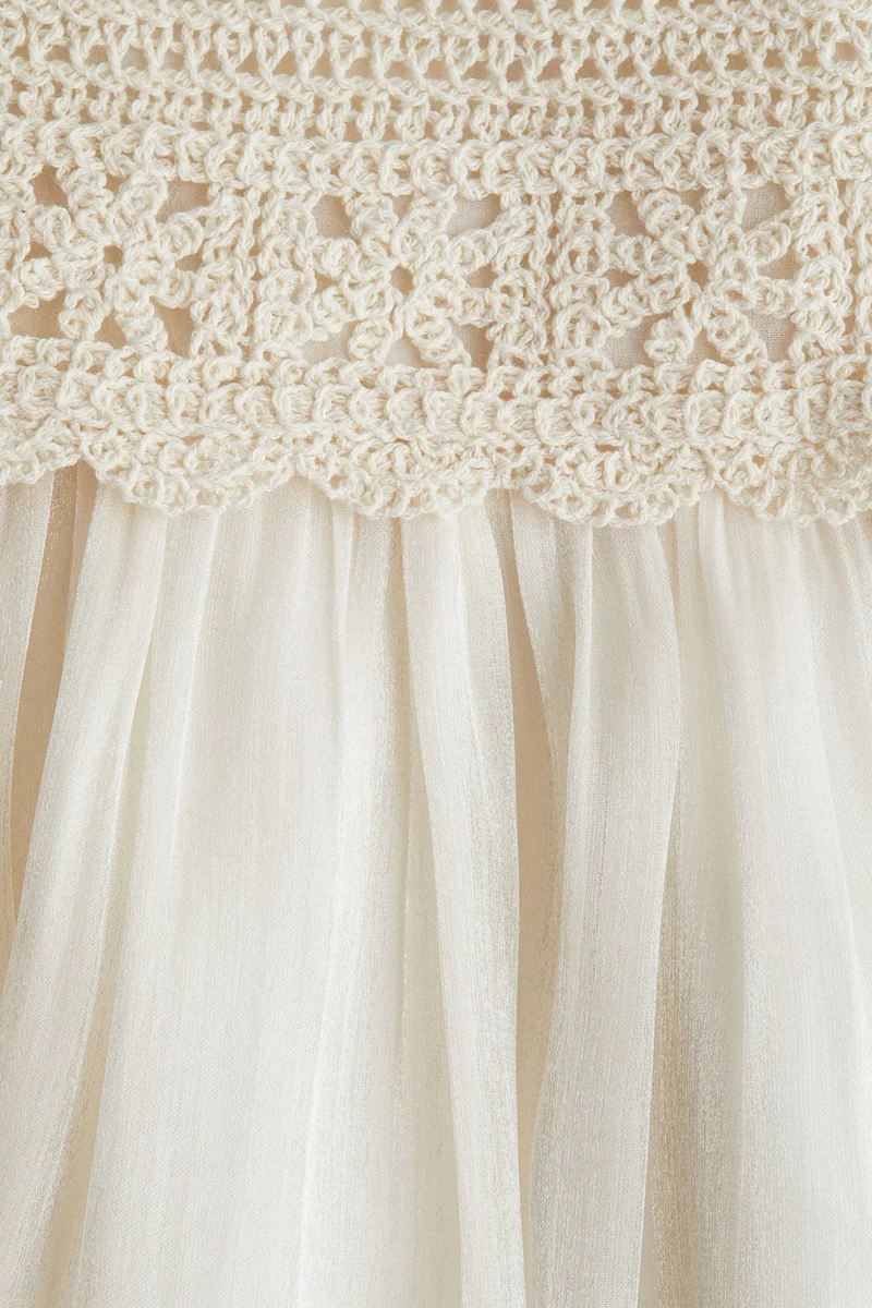 اتش اند ام فستان بمظهر كروشيه